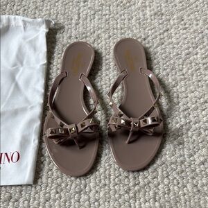 Valentino Garavani Tan Sandals with Bow Detail